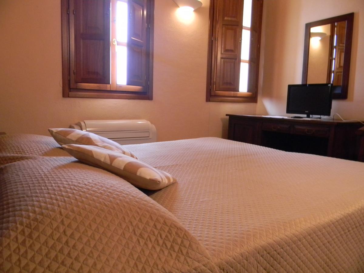 Hotel Sport Village Iglesias Ngoại thất bức ảnh
