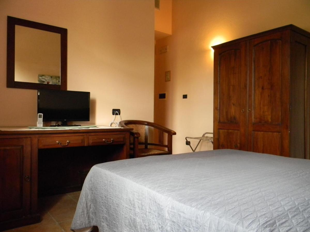 Hotel Sport Village Iglesias Ngoại thất bức ảnh